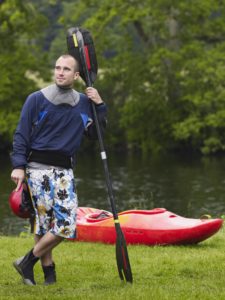 what to wear kayaking